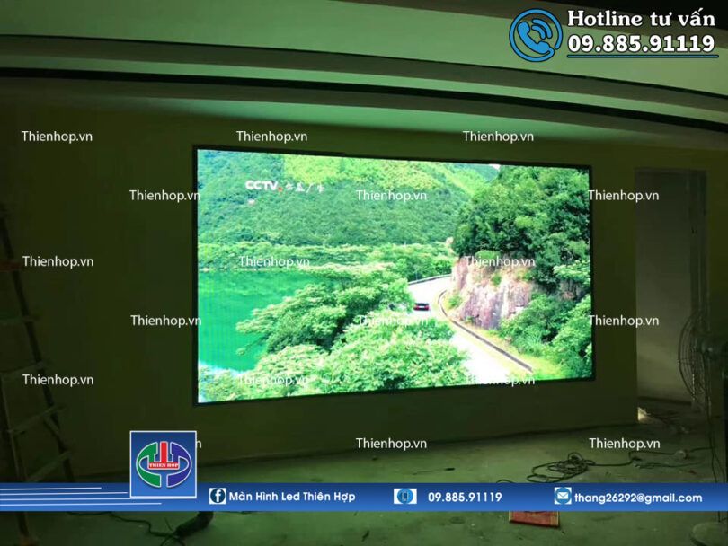 Man hinh trung tam thuong mai