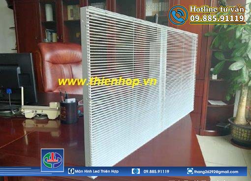MAN HINH LED TRONG SUOT