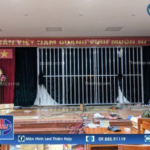 THI CONG LAP DAT MAN HINH LED P2.5 TAI CONG AN QUAN HOANG MAI