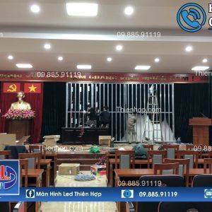 THI CONG LAP DAT MAN HINH LED P2.5 TAI CONG AN QUAN HOANG MAI